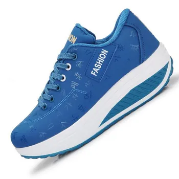 

2020 Autumn winter Increase shaking shoes style Korean raised shake shoes Slim thin shoes women Fashion casual shoes Mujer s039