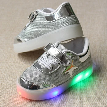

LED Kids Light Up Luminous Shoes Sneakers Boys Girls Causal Creative Footware Fun Accessories Outside Play Non Slip