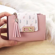 

Lady Student Women's Tassel Pendant Leaf Short Wallet