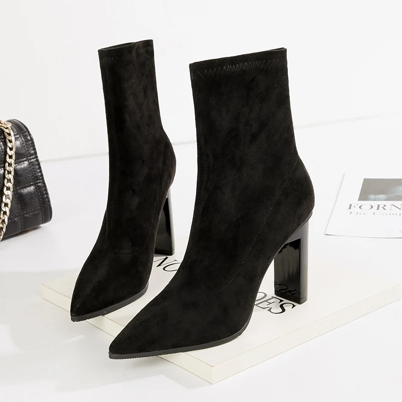 

2020 New Autumn Women Ankle Boots High Square Heel Pointed Toe Solid Fashion Sexy Ladies Women Shoes Black Short Elastic Boots