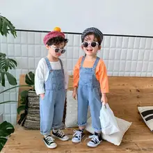 Новые джинсовые комбинезоны для мальчиков и девочек весенние модные длинные штаны для детей От 1 до 6 лет, PP866