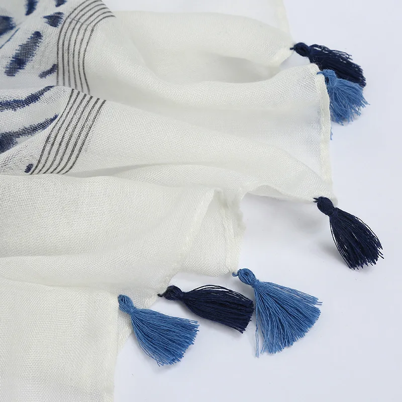 New Style Cool Leopord Pattern Shawl Fashion Handmade Tassel Ornament Scarf Women's College Style Beach Towel Shawl Wholesale