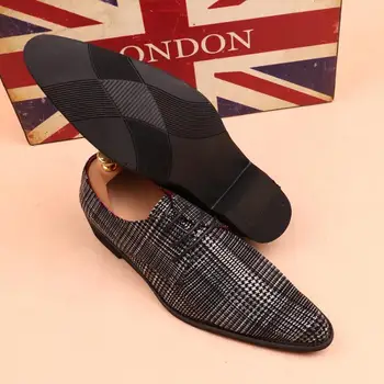

Ne Decorative pattern cowhide Men's Business Dress Shoes Men Oxfords Slip On Men Party Wedding Derby Shoes Casual Flats Shoesw