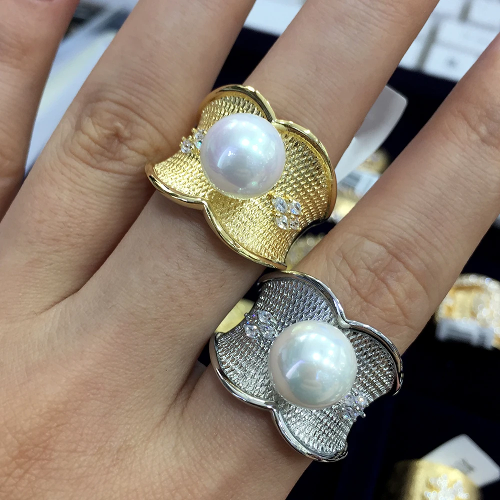 

High Quality Luxury Trendy Vintage golden pearl Rings Saudi Arabic Dubai Ring aretes de mujer modernos High Quality 2021 New