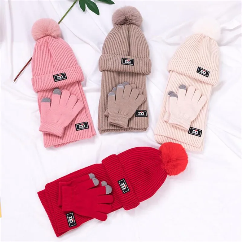 Детская зимняя теплая шапка и шарф, перчатки, вязаная шапка для ребенка, комплекты из 3 предметов, г., для мальчиков и девочек, с помпонами, шарфы с капюшоном, костюм, однотонный, для От 0 до 2 лет
