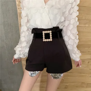 

Fashion Women Shorts Spring Summer Wide Leg Shorts Elegant Ladies Casual Black Shorts Pearls Buckles Belt Chic High Waist Shorts