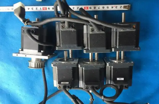 PK566BW 1.4A1.43V используется один, шаговый привод, хорошо работает