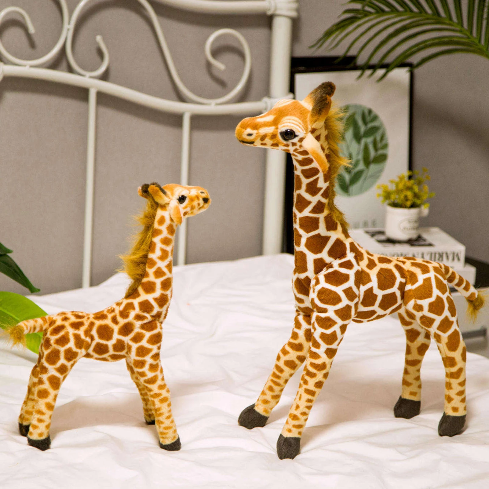  Giraffe Slippers for Women, Cute Plush 3D Giraffe