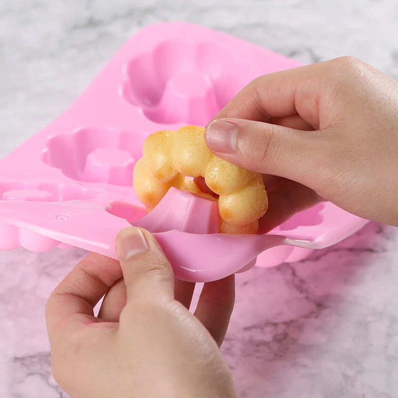 Description Picture 5 of itemSilicone Donut Maker 3D DIY Baking Pastry Cookie Chocolate Round Molds Muffin Cake Mould Dessert Handmade Kitchen Cooking Tools