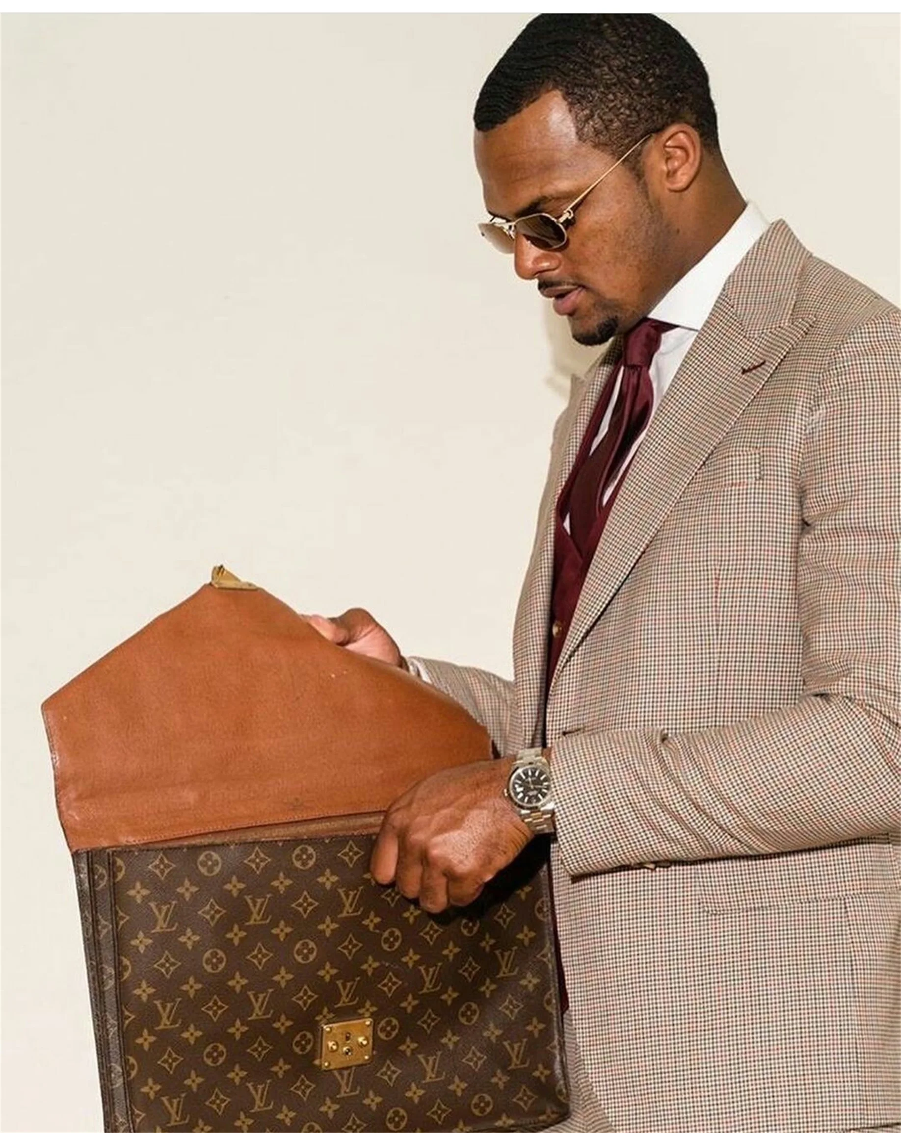 

Мужские костюмы в шотландскую клетку, в английском стиле