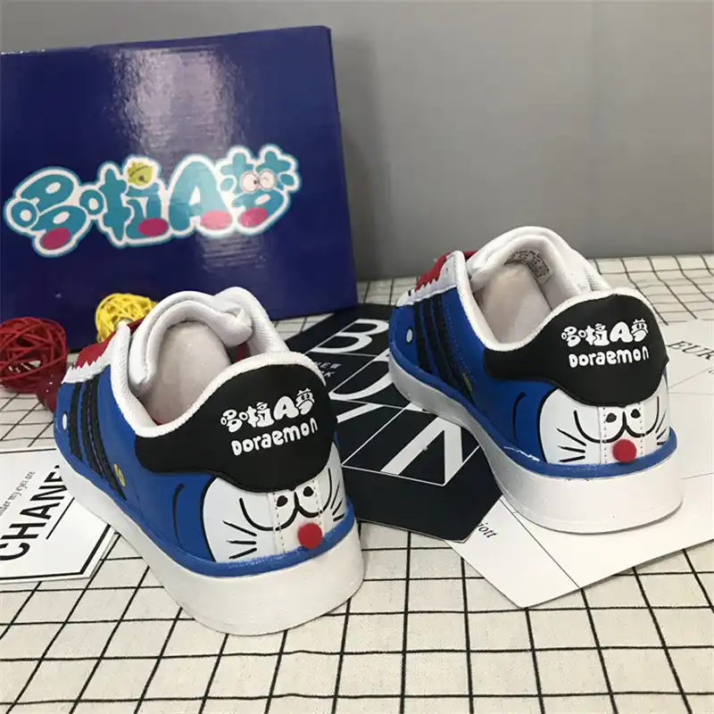 アニメ原宿漫画ドラえもん靴スニーカーかわいい女性の女の子学校スニーカー恋人カップル Shoes Aliexpress