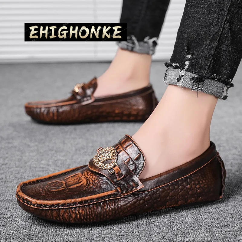 

2021 New Men 's Wedding One-step Breathable Driving Shoes High-quality Crocodile Embossed Formal Loafers Casual Shoes Faux Fur