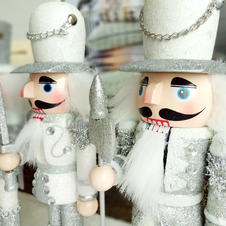 3251681806_672327900