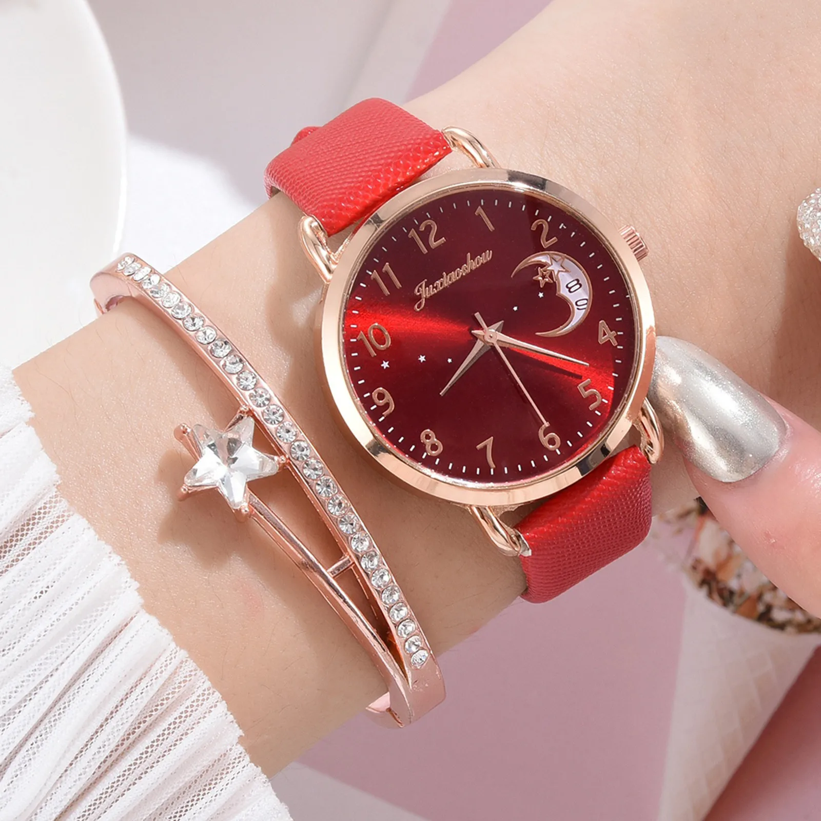 Casual Ladies Alloy Bracelet Watches Fashion Women's Quartz Wristwatch Delicate Moon Dial Leather Strap Gift Watch Montre Femme afbeelding