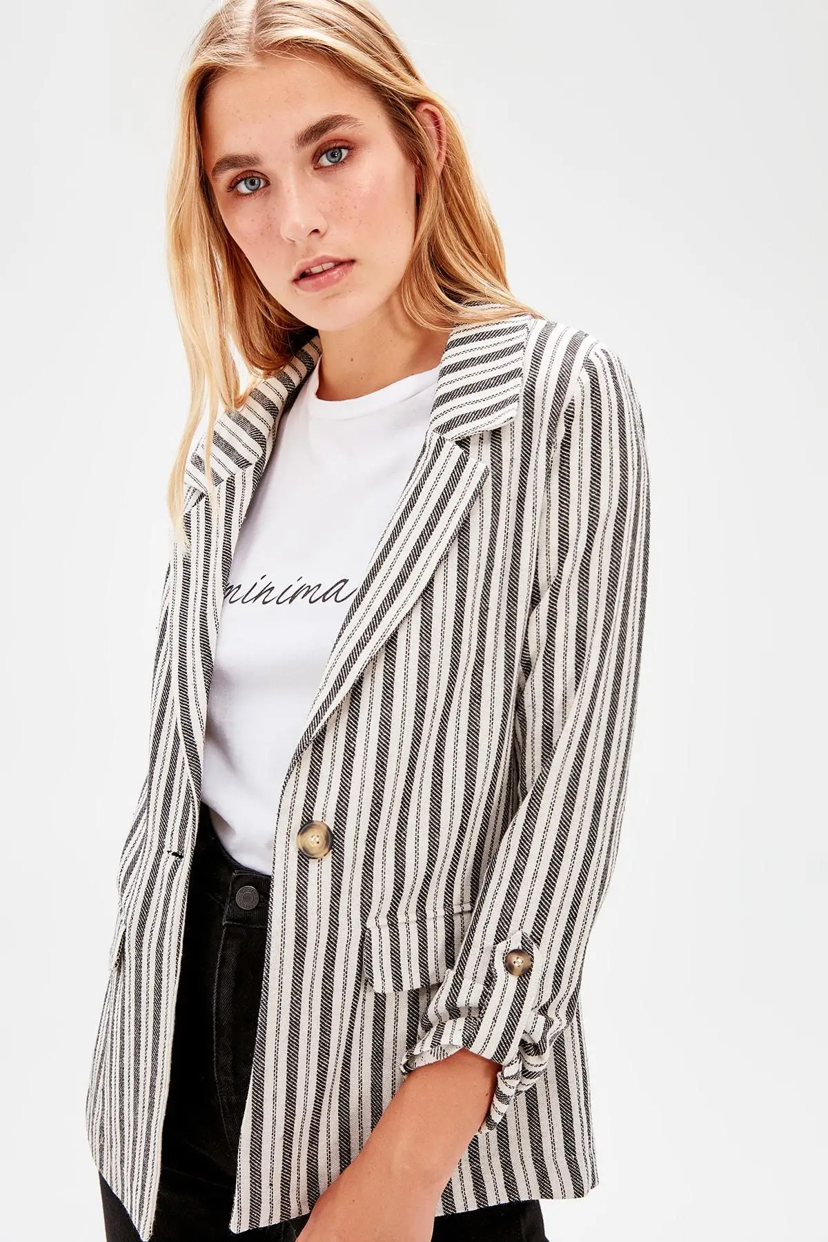 Most effective  Trendyol Black Striped Jacket TWOAW20CE0062