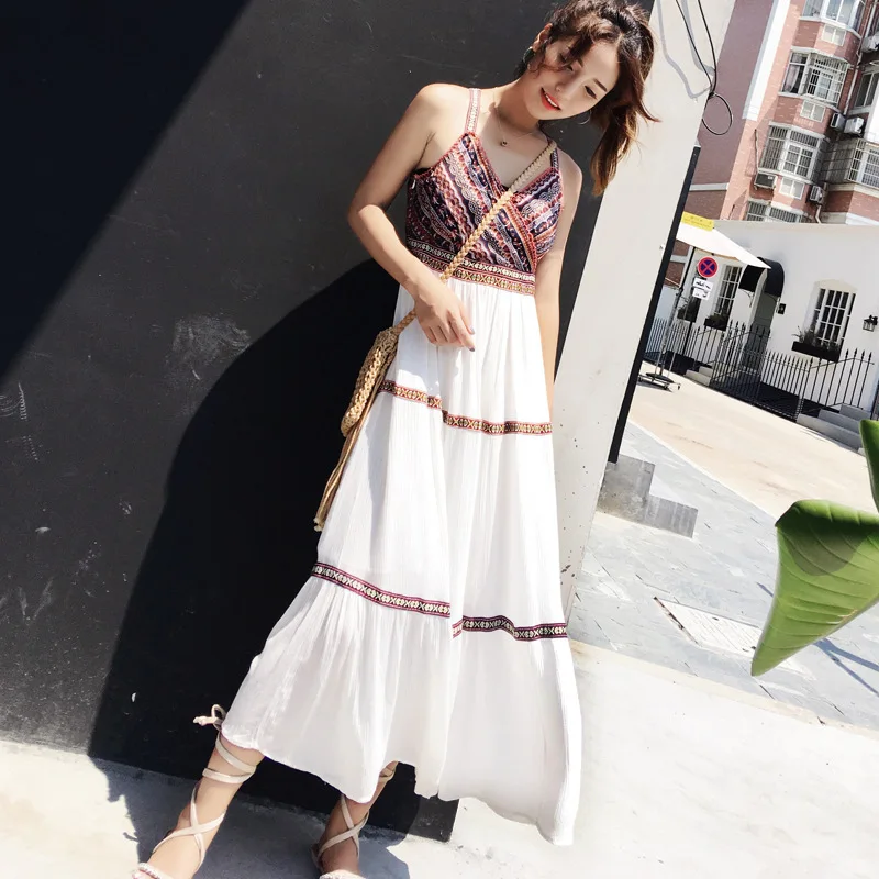 Jurk Vrouwen 2018 Nieuwe Stijl Koreaanse Stijl Stijl Strand Rok Hemdje Off-Schouder Bloemen Chiffon Maxi jurk Afslanken Mode Jurk Vrouwen 2018 Nieuwe Stijl Koreaanse Stijl Stijl Strand Rok Hemdje Off-Schouder Bloemen Chiffon Maxi jurk Afslanken Mode
