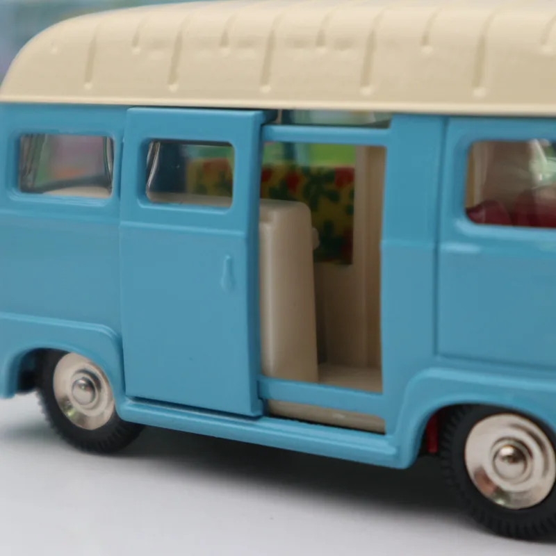 Игрушечный автомобиль атлас 1:43 динозавры 565 ESTAFETTE RENAULT CAMPING WAGEN Diecast|Наземный