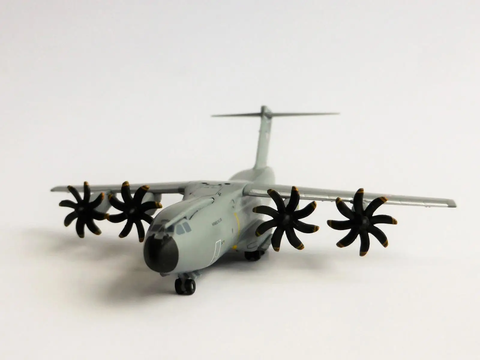 Эрпа крылья французские ВВС Аэробус A400M Атлас 1/200 литой самолет
