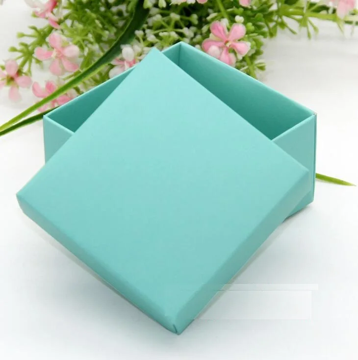 

50pcs 6.5*6.5*3.8cm Green paper box packaging wedding favor gift Jewelry packaging paper cardboard box with lid