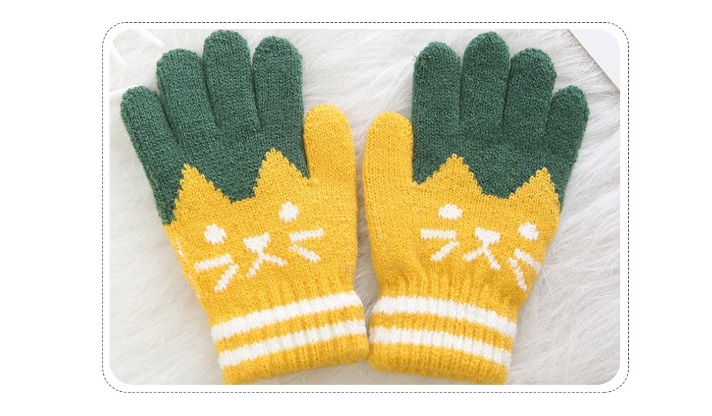 4-8Y New Child Kids Baby Girls Boys Winter Knitted Gloves Cartoon Warm Mittens Toddlers Outdoor Cartoon Cats Cute Gloves - Цвет: Зеленый