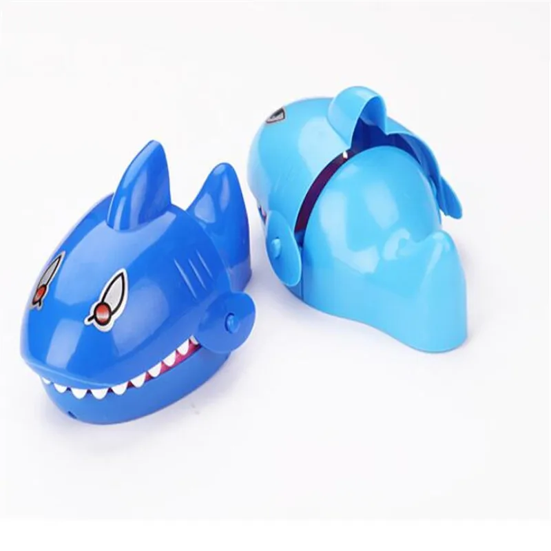 Prank Toy Trick toys Bar Party favors Family interactive games Crocodile Shark Mouth Dentist Bite Finger Game Gag Toy Funny kid