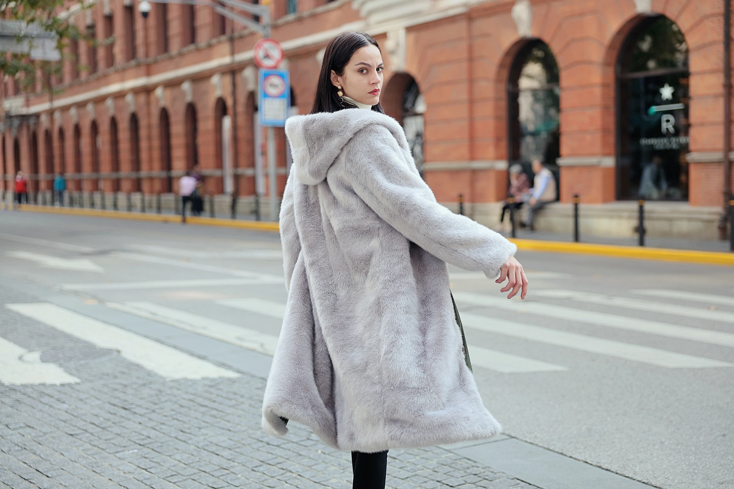 Haining новая норковая шуба в длинном меховом пальто с капюшоном Ника выше