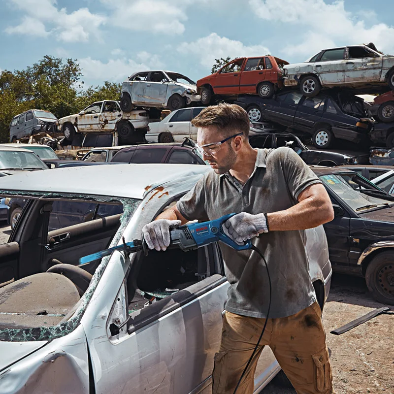 o297971v186_lv-170327-12-BOSCH_GSA120_8-31