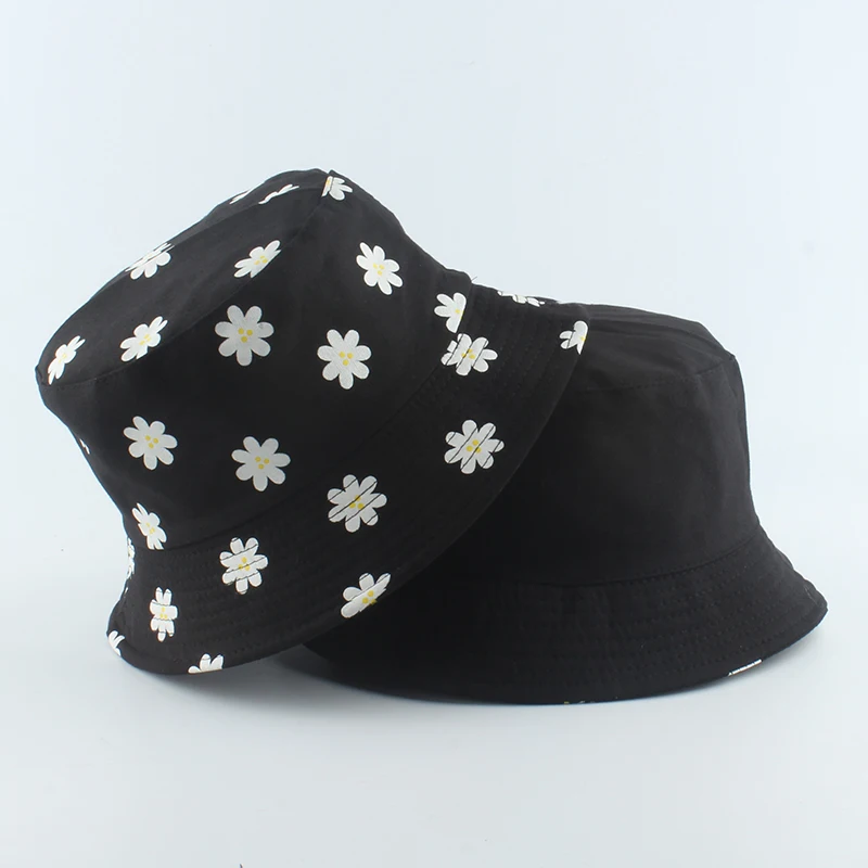 Summer Daisies Print White Black Bucket Hat Women Fashion Beach Sun Hat Reversible Bob chapeau Femme Floral Panama Fisherman Hat