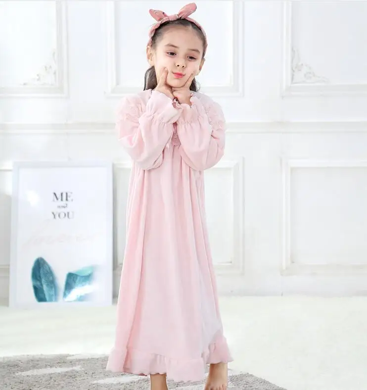 Детская ночная рубашка; пижамы для маленьких девочек; осень г.; Белые и розовые кружевные пижамы с длинными рукавами для девочек; Европейская детская ночная рубашка; одежда