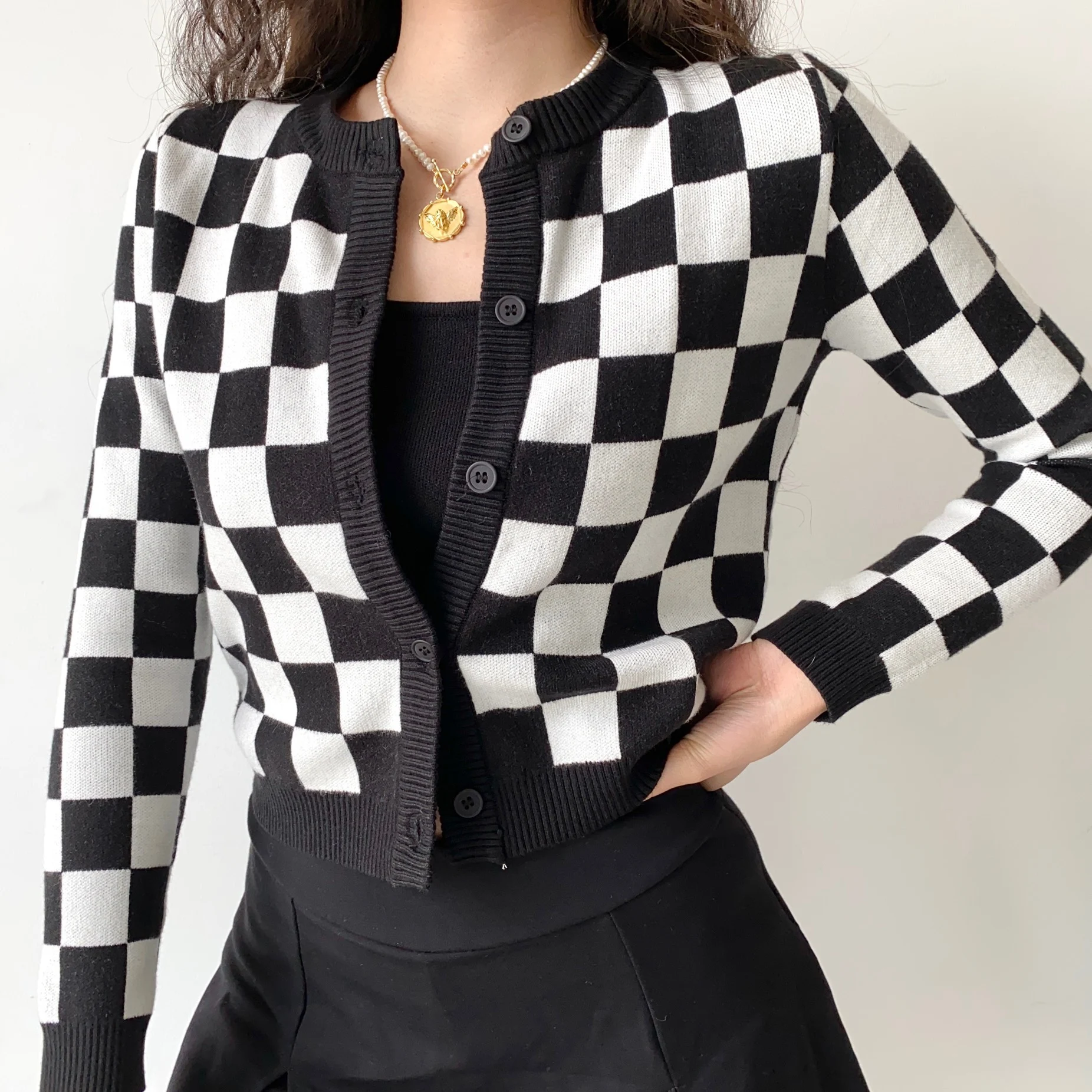 Vintage Black White Plaid Knitt Crop Cardigan Women Autumn Long Sleeve Button Casual Elegant Slim Sweater Anime Crewneck Jacket |