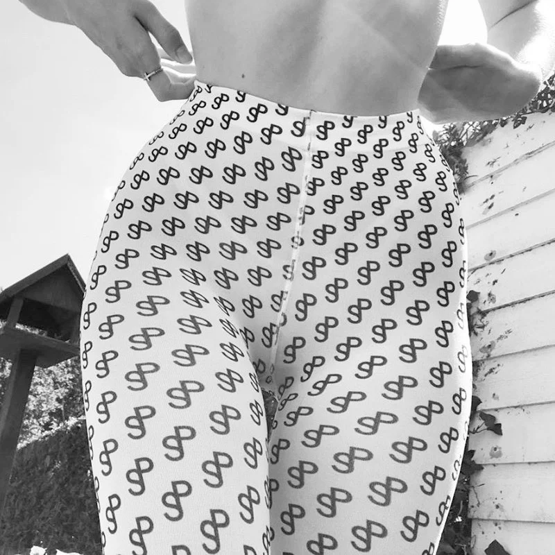 O1CN0175VZuE1Lvq0mFFepo_!!72131362