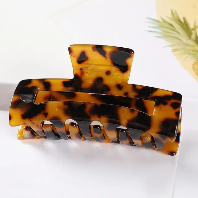 Bilandi 2021 New Hair Claw Large Geometric Hollow Square Tortoiseshell Leopard Acetate Hair Clip For Women Hair Accessories NO.19-8.3 cm
