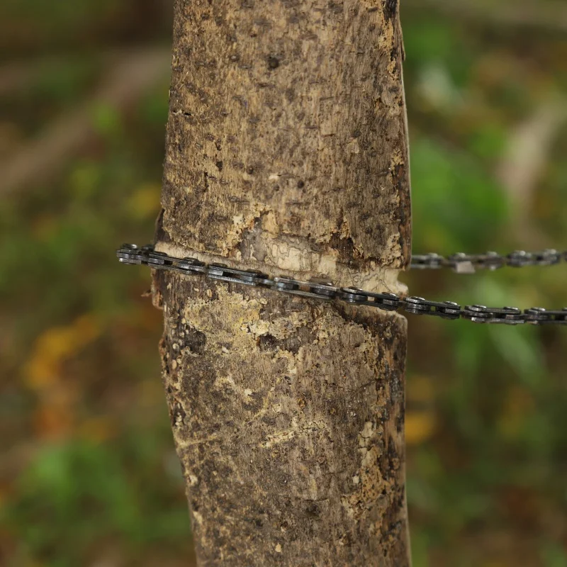 

Outdoor Pocket Chainsaw Steel Teeth With Paracord Handle Camping Hiking Survival Pocket Hand Chainsaw Emergency Tools