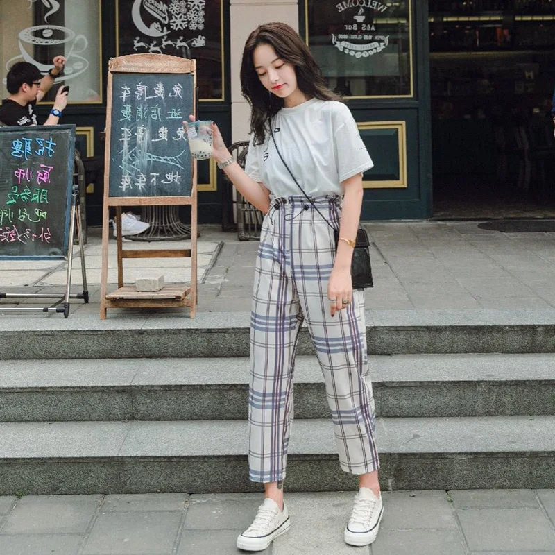 

Photo Shoot CHIC Lettered Printed Short Sleeve T-shirt + Elegant High-waisted Pattern Drawstring Bud Wide-Leg Harem Pants Two-Pi