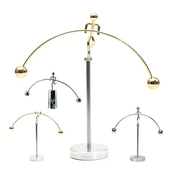 

3D Fun Rotate Small Kinetic One-legged Small Iron Man Tumbler Balance Ball Small Ornaments o