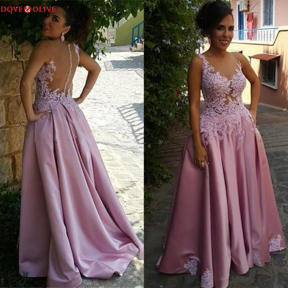 

Long Lace Applique Prom Dress 2020 Sleeveless A Line Illusion Satin Sweep Train See Through Zipper Evening Party Gowns Custom