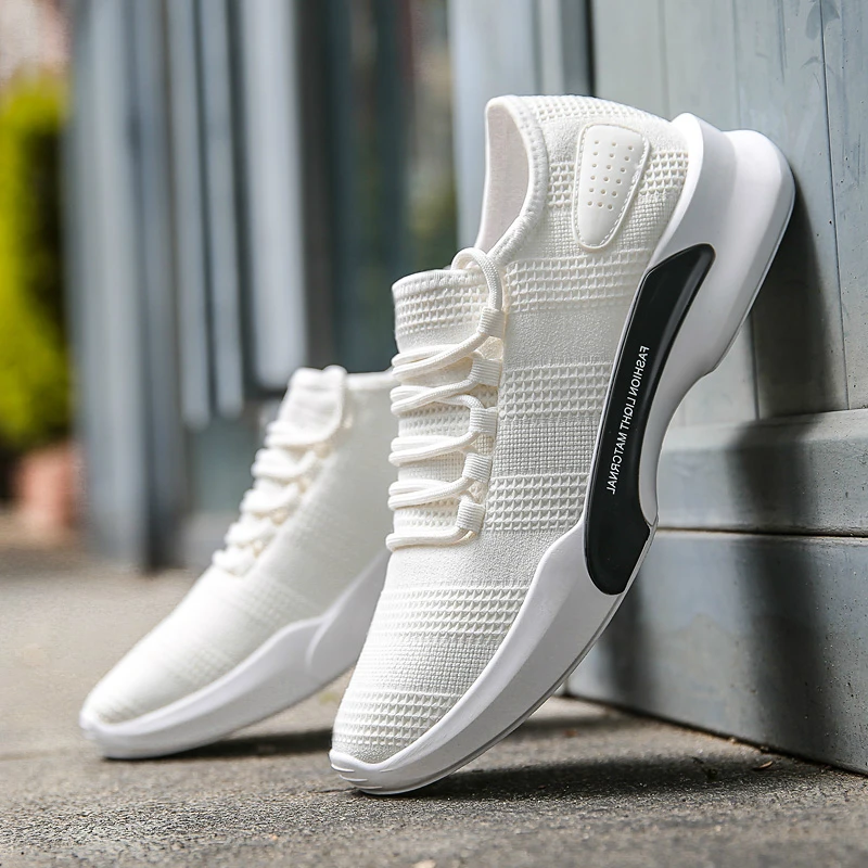 Мужские кроссовки с дышащей сеткой QWEDF черные и белые уличные для прогулок F1-01