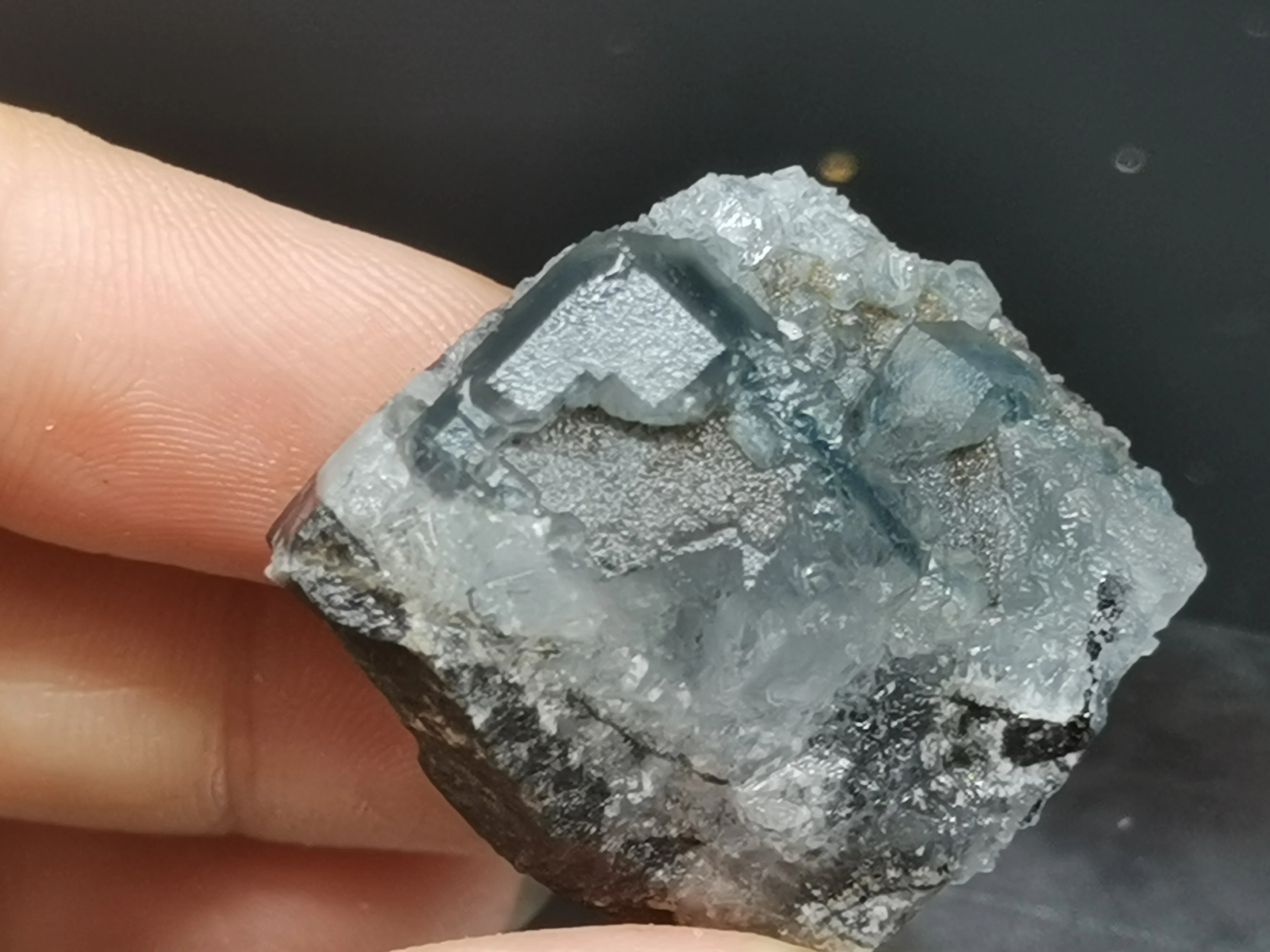 

21.1Natural crystal, blue green fluorite, crystal mineral, crystal specimen
