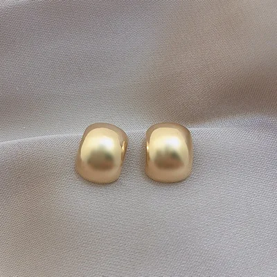 Fashion Women's Earrings Set Pearl Crystal Stud Earrings For Women 2021 Boho Geometric Round Flower Tassel Earrings Punk Jewelry 2