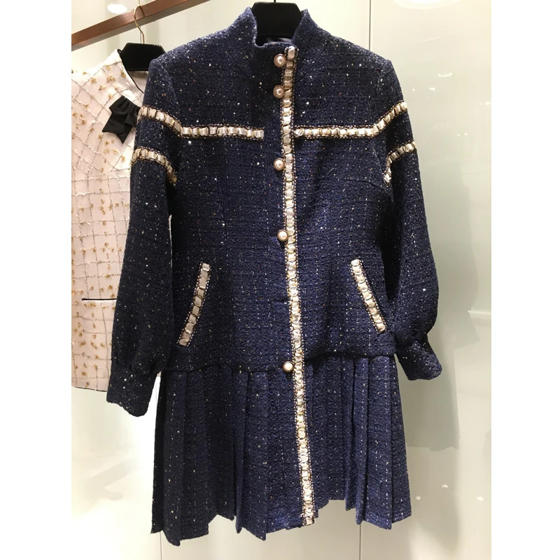 

1.4 2020 New Stand Collar Long sleeve 100% Tweed Dress Design Tailored Sequin Pearl Button Decoration Pleated Dress