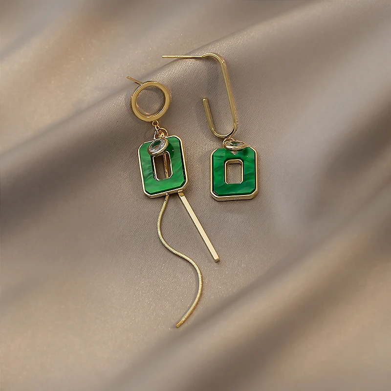 2025 neue Asymmetrische Grüne Quadratische Quaste Lange Ohrringe Koreanische Design Schmuck Mädchen Mode Zubehör Tropfen Ohrringe Für Frau – Detail 12