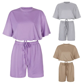 

Casual Basic Women's Two-Piece Loose T-Shirt and Wide-Leg Shorts Suit
