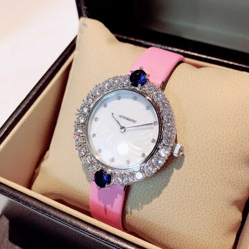 pink and silver Новинка, Женские кварцевые наручные часы с кубическим цирконием, розовое золото/серебро, женские часы с круглым циферблатом - Цвет: pink and silver