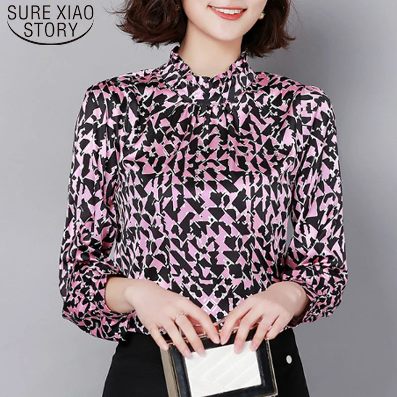 

2019 Autumn Print Turtleneck Tops Fashion Silk Blouse Women Long Sleeve Women Tops and Blouse Plus Size Clothing 6490 50