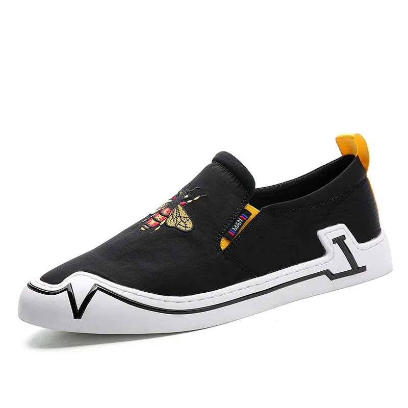 

Men Loafers shoes 2020 Spring Fashion Moccasins Footwear Comfy Canvas Slip-On Brand Men Shoes Flat's Walking Men Casual Shoes