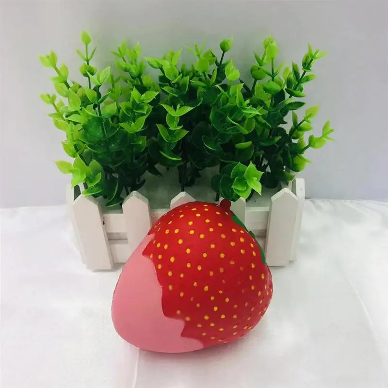 Медленный рост PU игрушки PU клубника медленный рост игрушки Моделирование игрушка клубника облегчение стресса мягкая игрушка