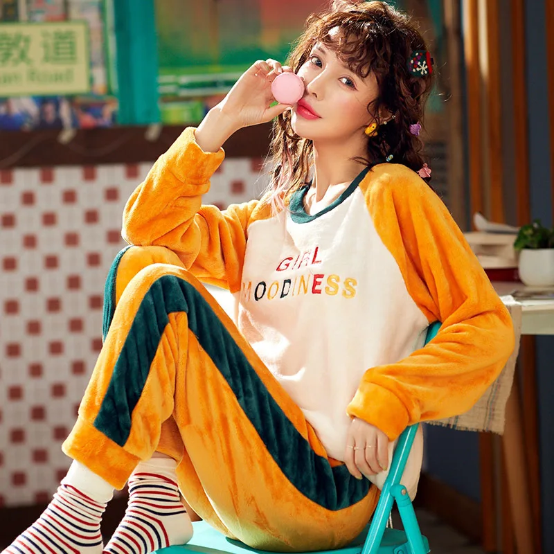 Orange-1 Adults Autumn Winter Women Pyjamas Sets Thick Warm Pajamas Suit Flannel Long Sleeve Female Soft Coral Velvet Pants Sleepwear - Цвет: Orange-1