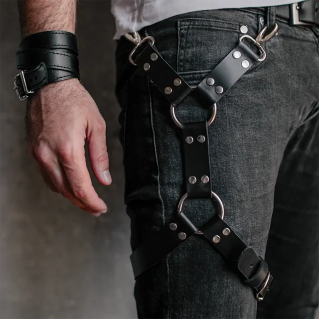 Arnés de cinturón de cintura para hombre / Arnés de gladiador para hombre  Arnés de pecho de cuero para hombre Cinturón de cintura bondage para hombre  Equipo BDSM para hombre Regalo para