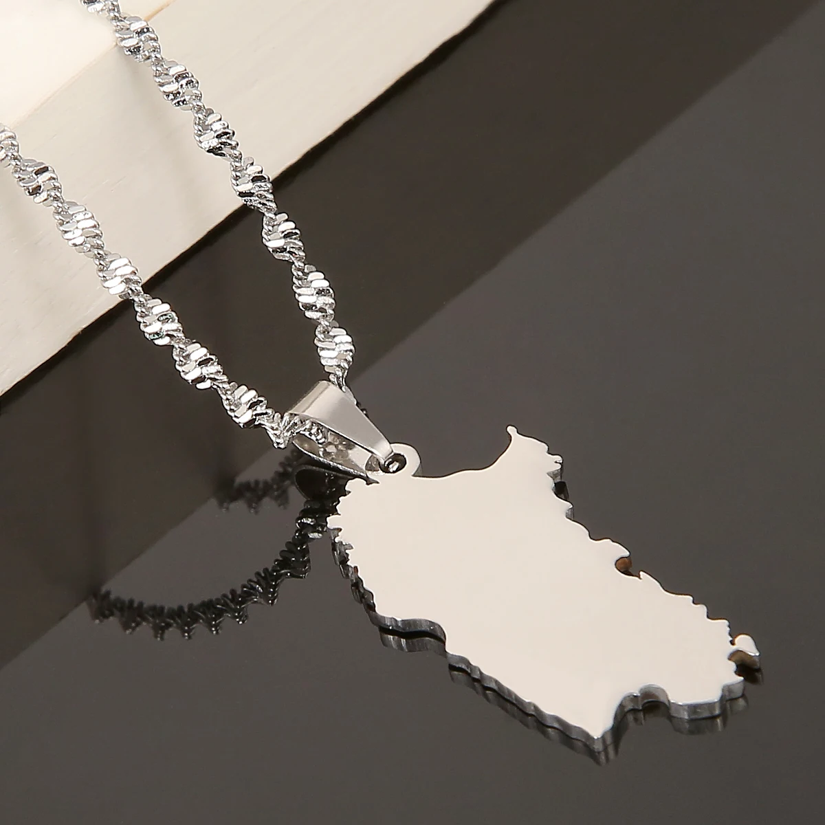 Нержавеющая сталь Италия Сардиния Карта Ожерелье Серебряный цвет трендовая Сардиния цепь ювелирные изделия подарки