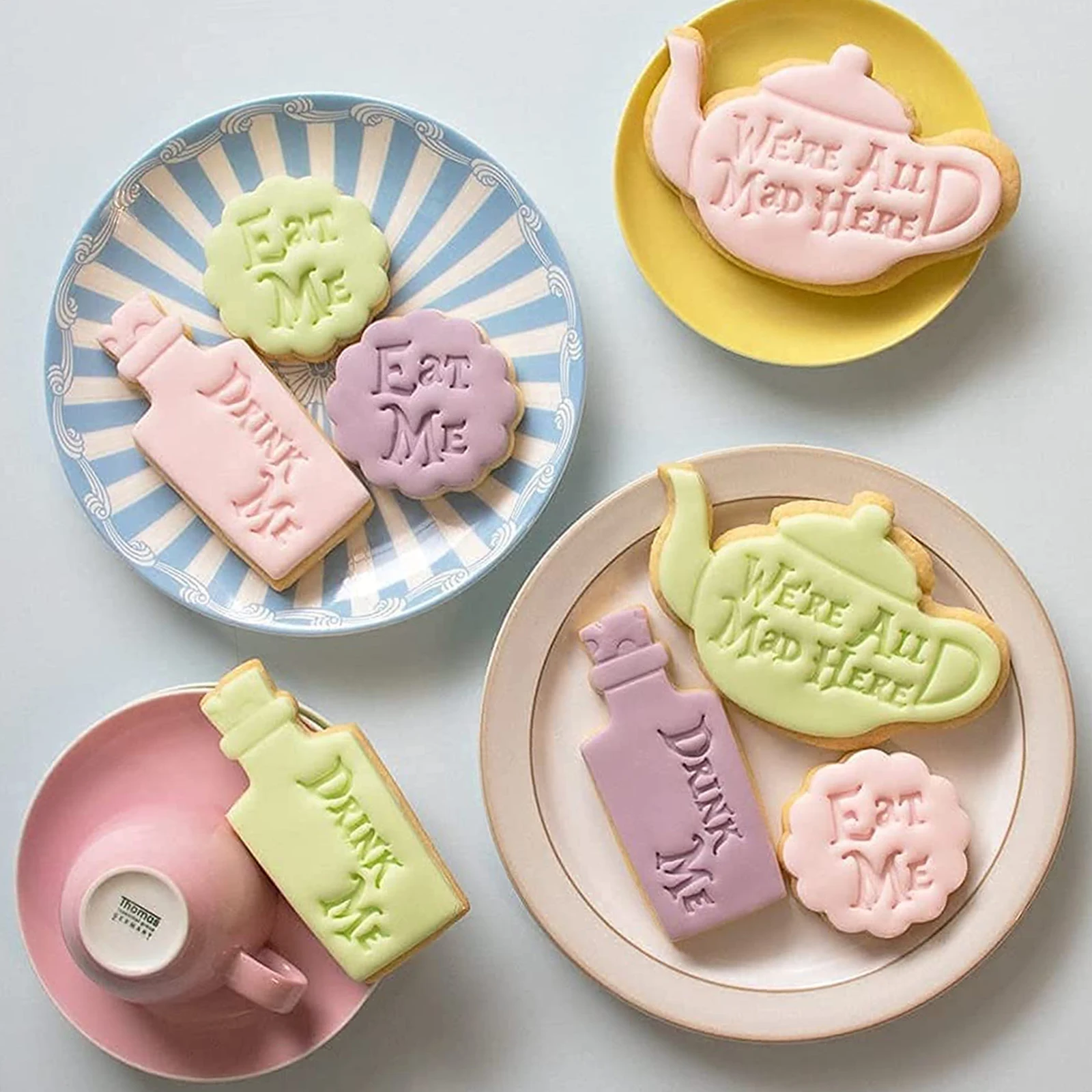 Eat Me Cookie Cutter Cookie Mold Cutter Handmade Biscuit Press Stamp Embosser Pasty Cake Sugar DIY Baking Tools Accessories